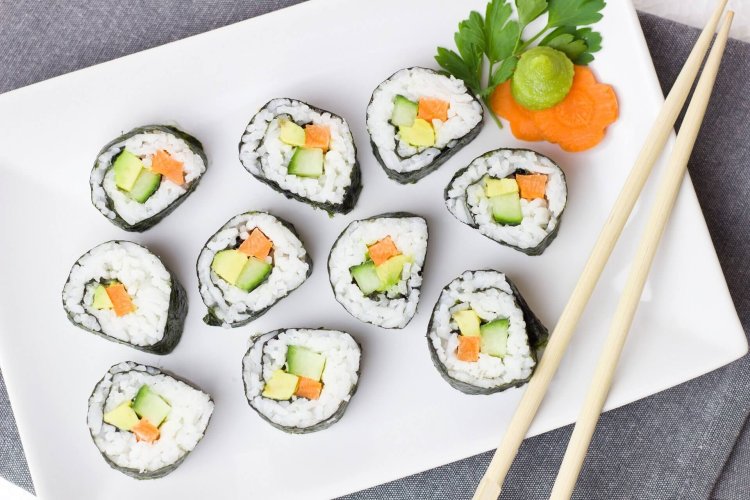 sushi-2112350_1920